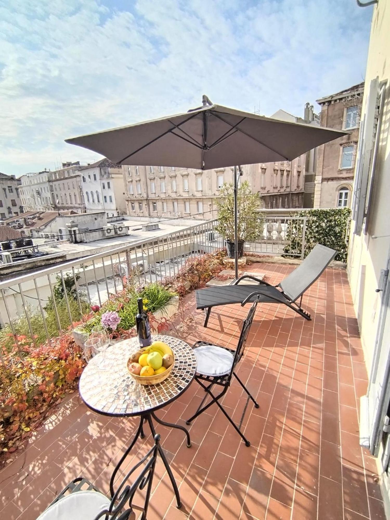 Sunny Terrace Daire Split Dış mekan fotoğraf